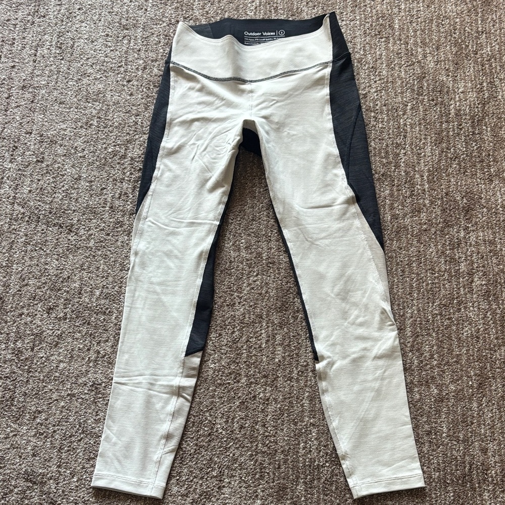 Outdoor Voices Black and Gray Leggings
